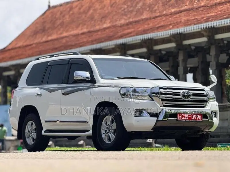 Toyota Land Cruiser V8 Parliament Unreg 2013