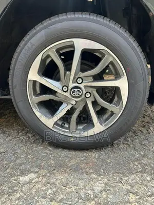Toyota Yaris 2013