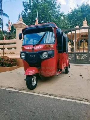 Bajaj RE 4Stroke Three wheel 2025