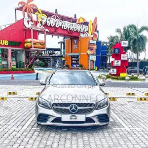 Mercedes Benz C200 Premium Plus AMG 2019