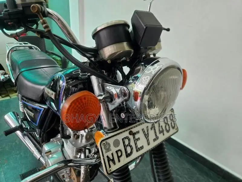 Suzuki GN 125 2017