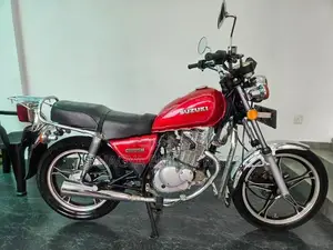 Suzuki GN 125 2016