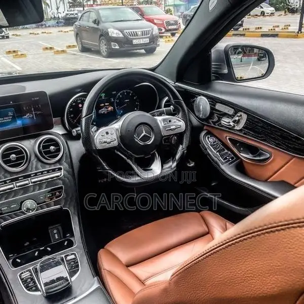 Mercedes Benz C200 Premium Plus AMG 2019