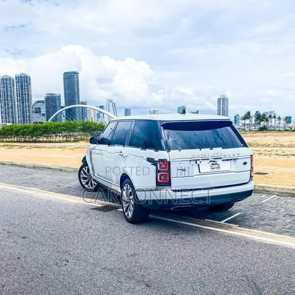 Land Rover Range LWB COMFORT+ 2019
