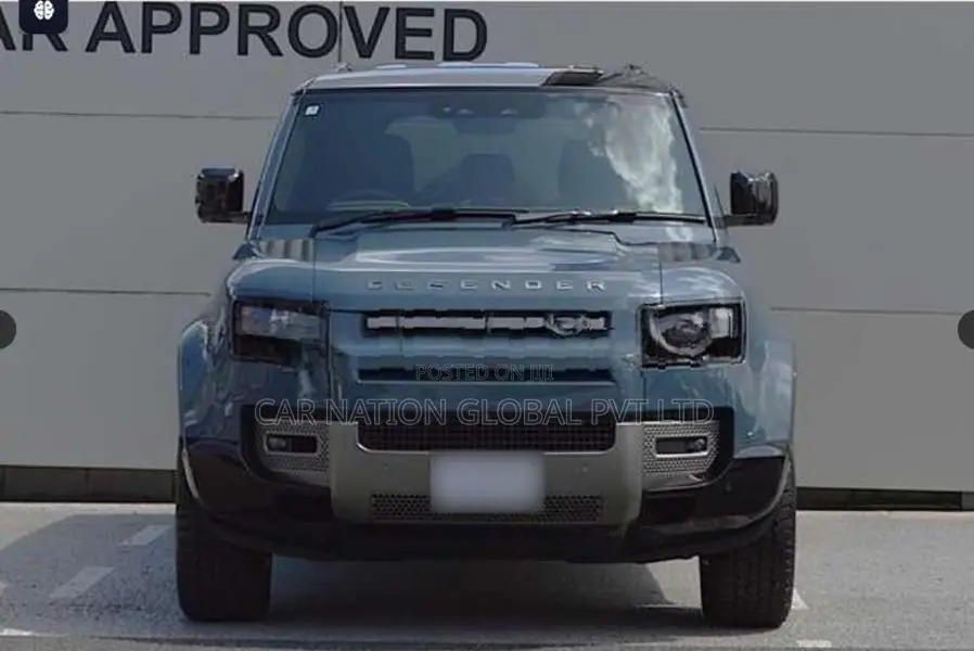Land Rover Defender X-Dynamic SE110 P300 2025