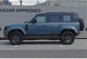 Land Rover Defender X-Dynamic SE110 P300 2025