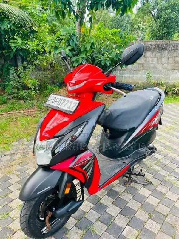 Honda Dio 2017