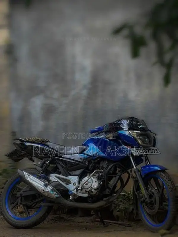Bajaj Pulsar 135 Blue Edition 2014
