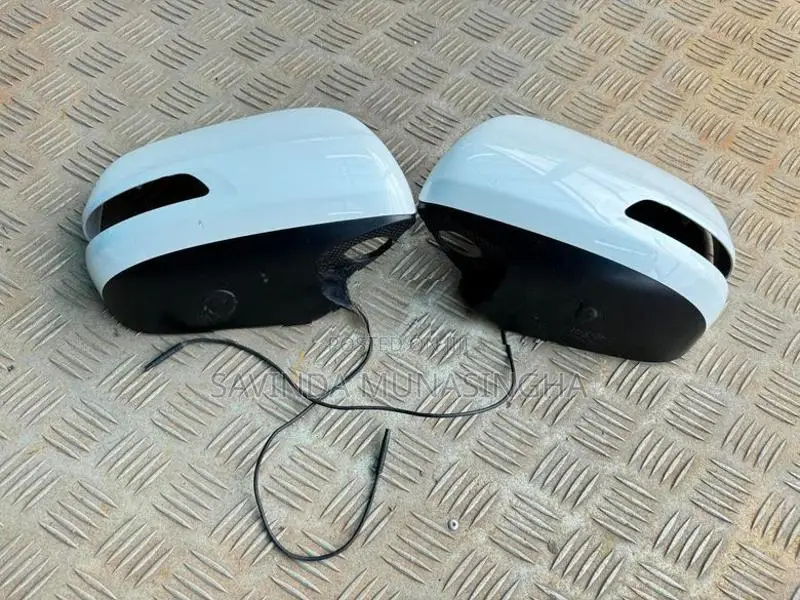 Land Cruiser LC200 Mirror Caps With Camera