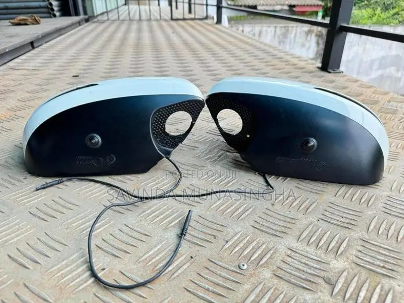 Land Cruiser LC200 Mirror Caps With Camera