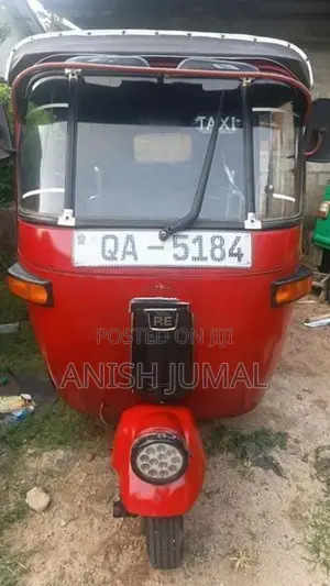 Bajaj RE 2005