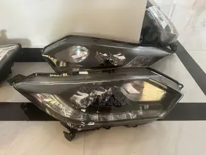 Honda Vezel Head Lights