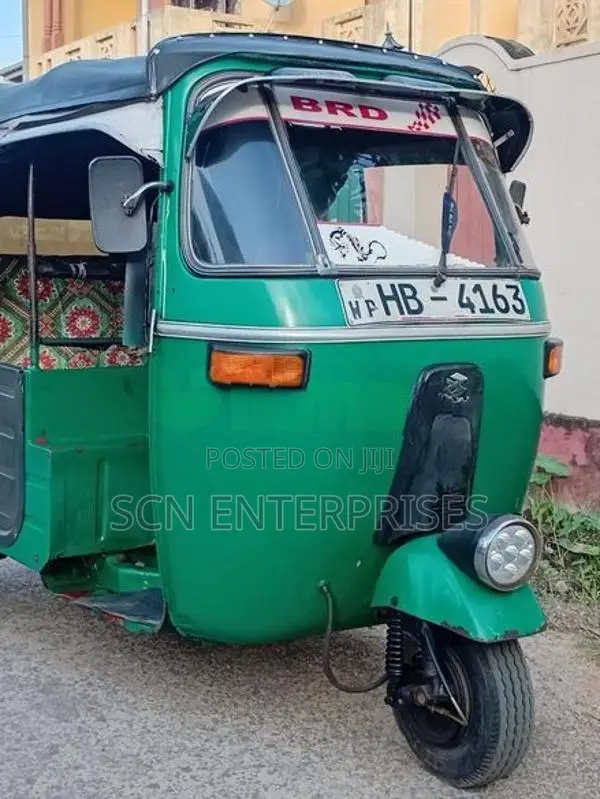 Bajaj RE 2003