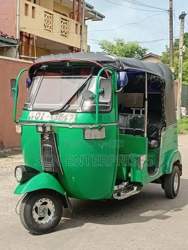 Bajaj RE 2006