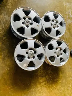 Nissan Serena Alloy Wheel 15 Size