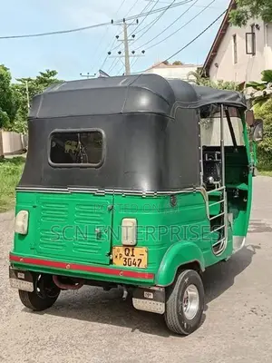Bajaj RE 2006