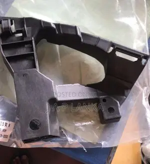 Honda Vezel Head Light Retainer