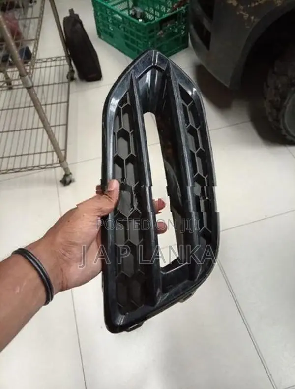 Vezel 2018 Foglight Cover