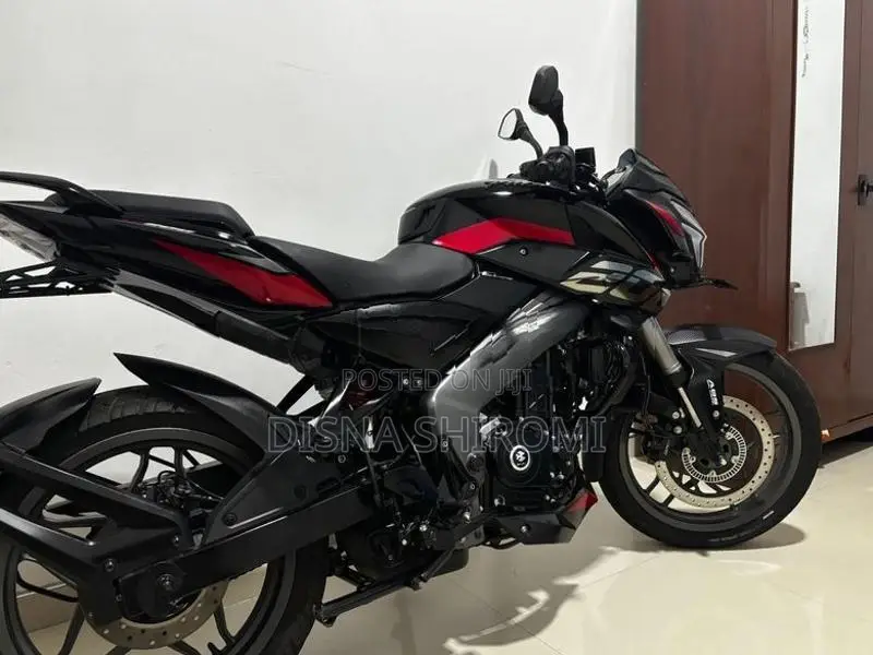 Bajaj Pulsar NS200 2026