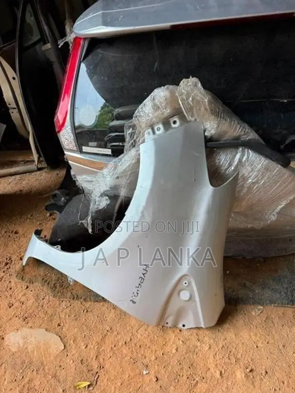 Toyota Vitz Fender