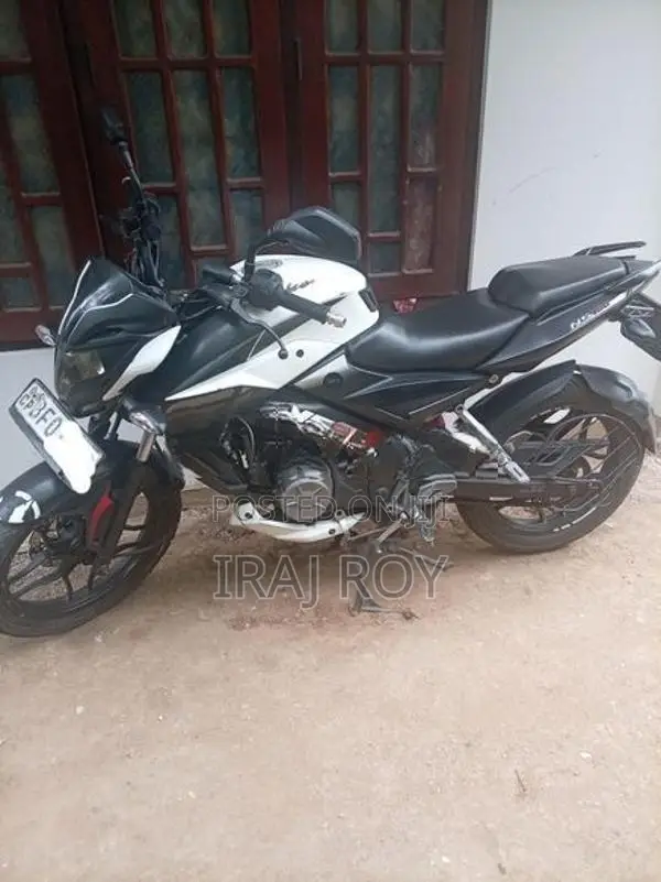 Bajaj Pulsar NS160 2017