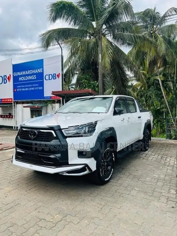 Toyota Hilux Rocco 2025