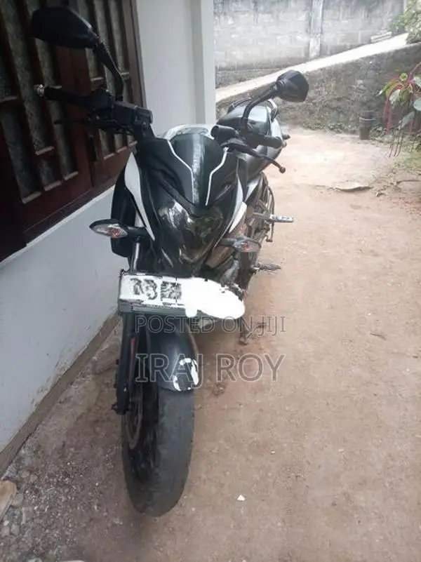 Bajaj Pulsar NS160 2017