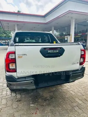 Toyota Hilux Rocco 2025