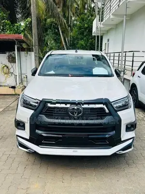 Toyota Hilux Rocco 2025