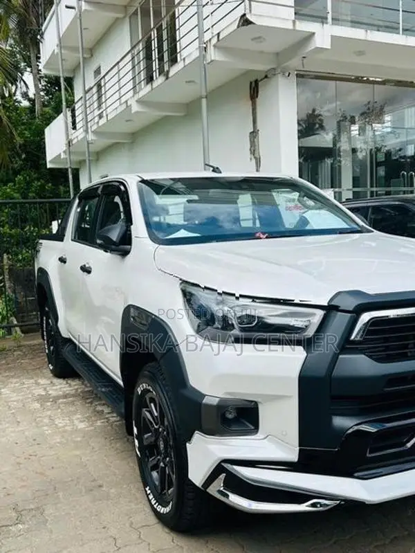 Toyota Hilux Rocco 2025