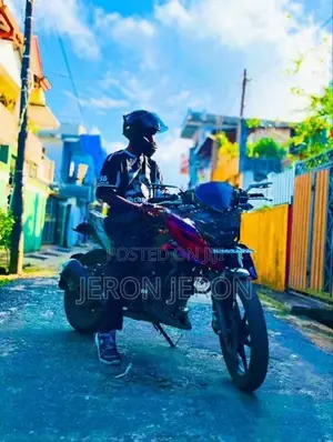 TVS Raider 125 Black 2021