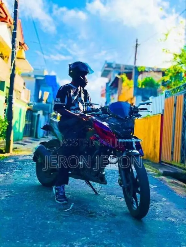 TVS Raider 125 Black 2021