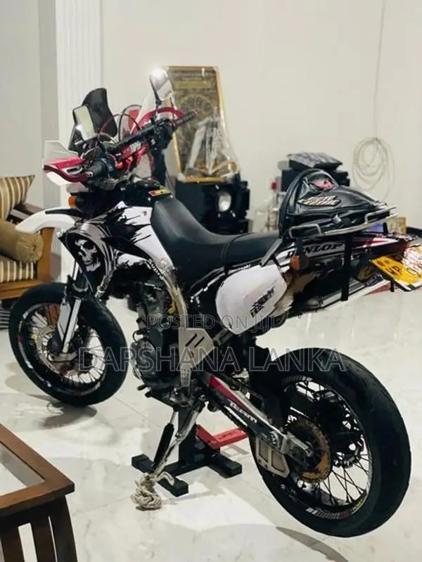 Kawasaki D Tracker BB Number 2005