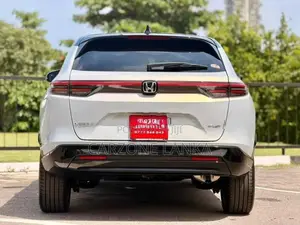 Honda Vezel Z Play with MoonRoof 2026