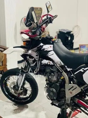 Kawasaki D Tracker BB Number 2005