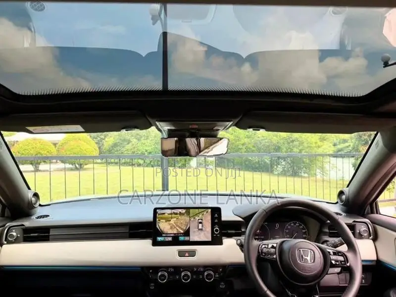 Honda Vezel Z Play with MoonRoof 2026