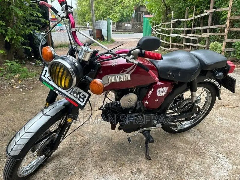 Yamaha 1996