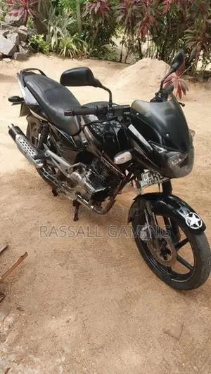 Bajaj Pulsar 150 2016