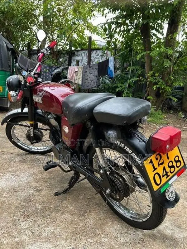Yamaha 1996