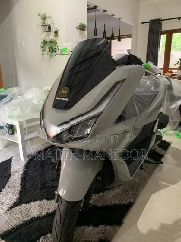 Honda PCX160 2026