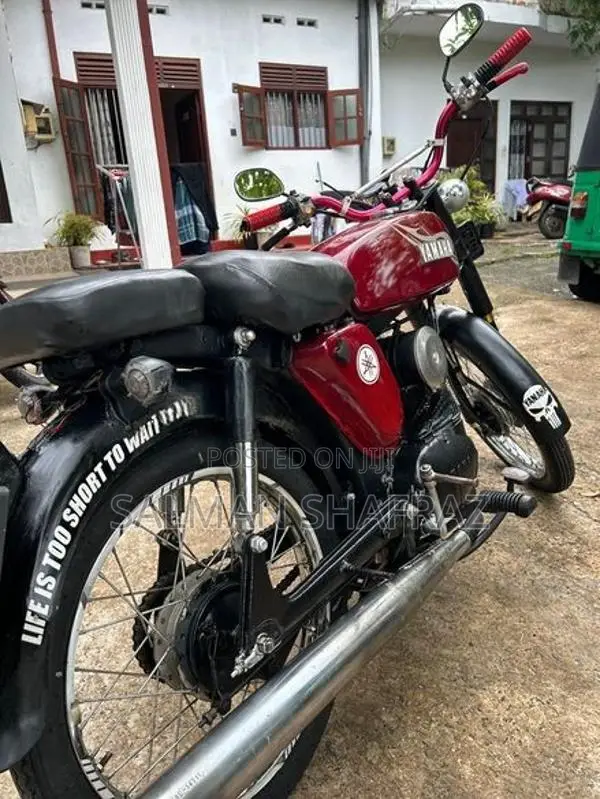Yamaha 1996