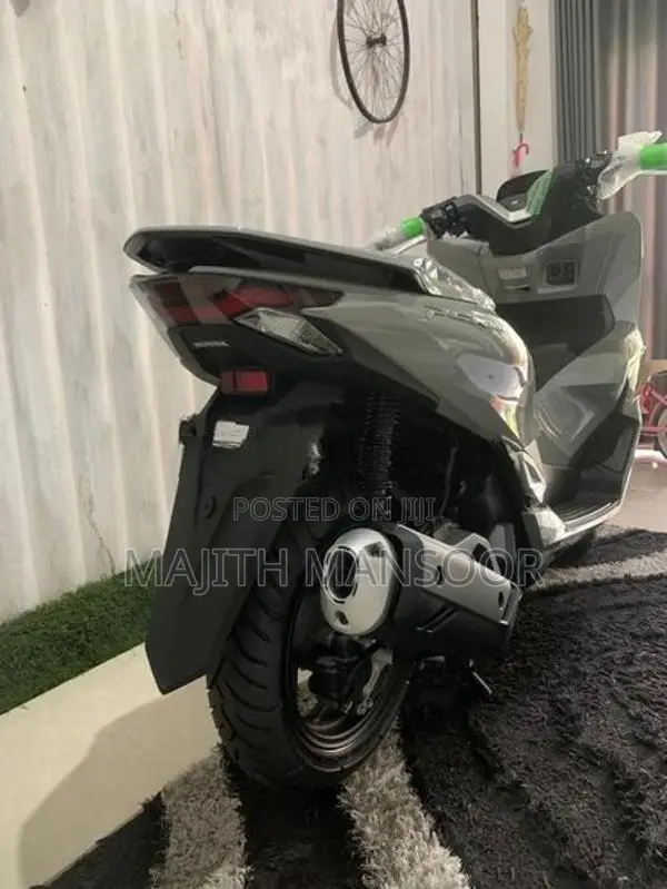 Honda PCX160 2026