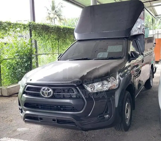 Toyota Hilux Revo 2023