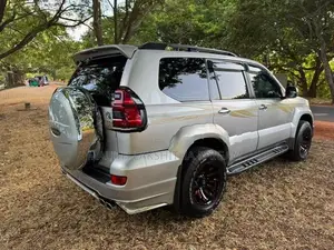 Toyota Land Cruiser Prado 120 2006