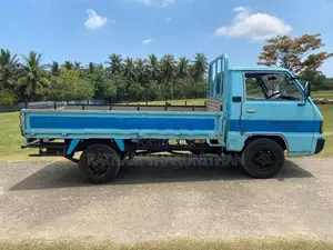 Mitsubishi Canter 1980