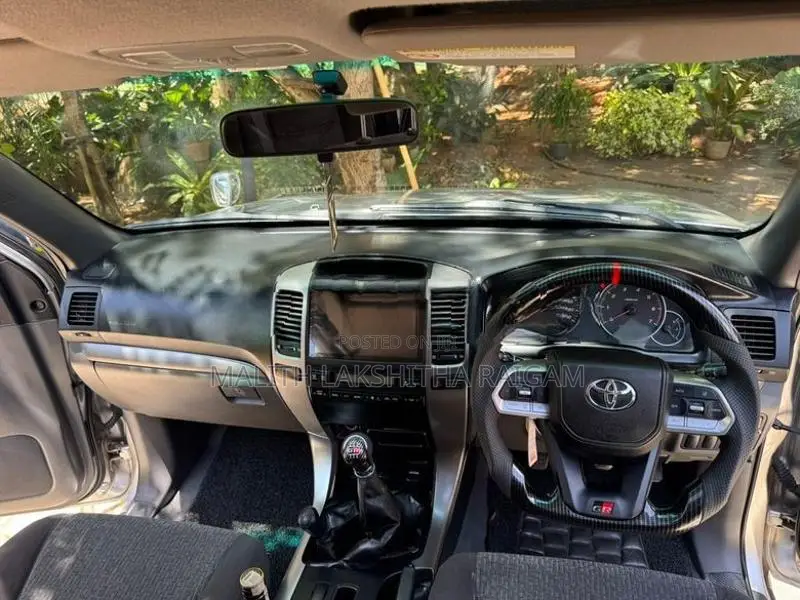 Toyota Land Cruiser Prado 120 2006