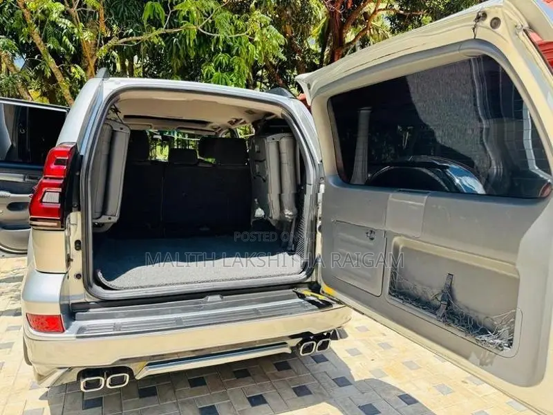 Toyota Land Cruiser Prado 120 2006