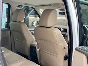 Land Rover Discovery 4 S 1ST Owner LOW KM 2015
