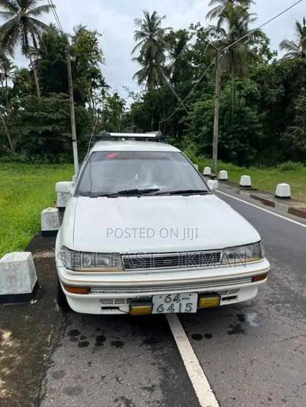 Toyota Corolla DX 1993
