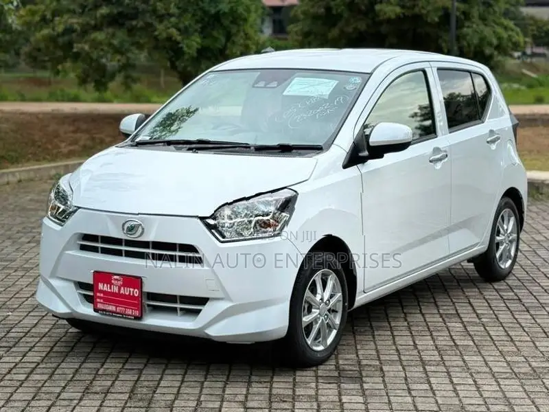Daihatsu Mira G Grade 2026